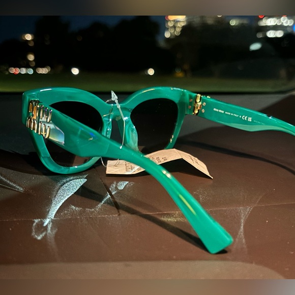 NWT- Miu Miu: MU 01YS Sunglasses - Picture 10 of 12